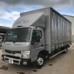 Mitsubishi Curtainsider