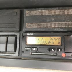 Renault Premium 320.26