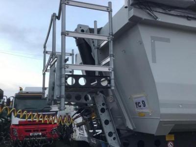 Schmitz Tipping trailer